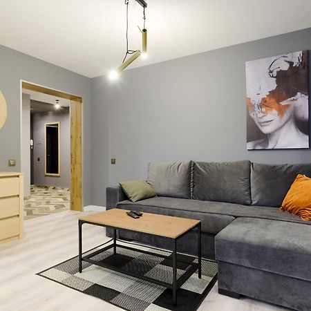 Vip Apartment Studio On Lesi Ukrainky 17 Blvd Киев Экстерьер фото